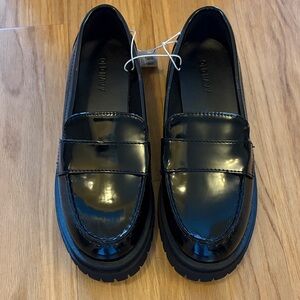 Old Navy Shiny Black Loafers
